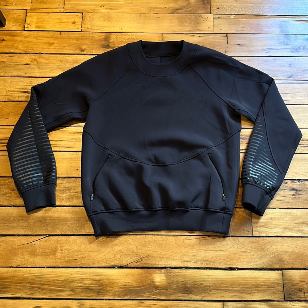 Lululemon black warm up sweater